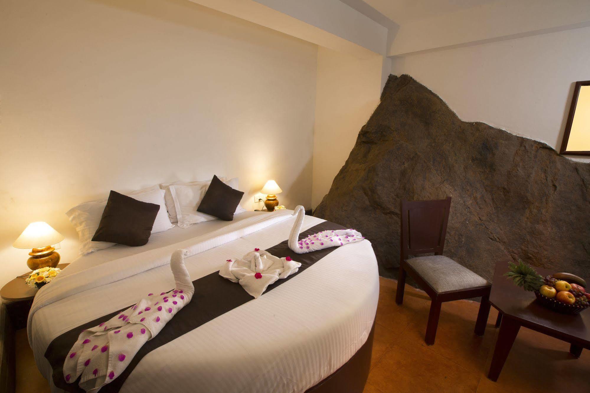 Madhumanthra Resort - Homestay Munnar Exterior photo